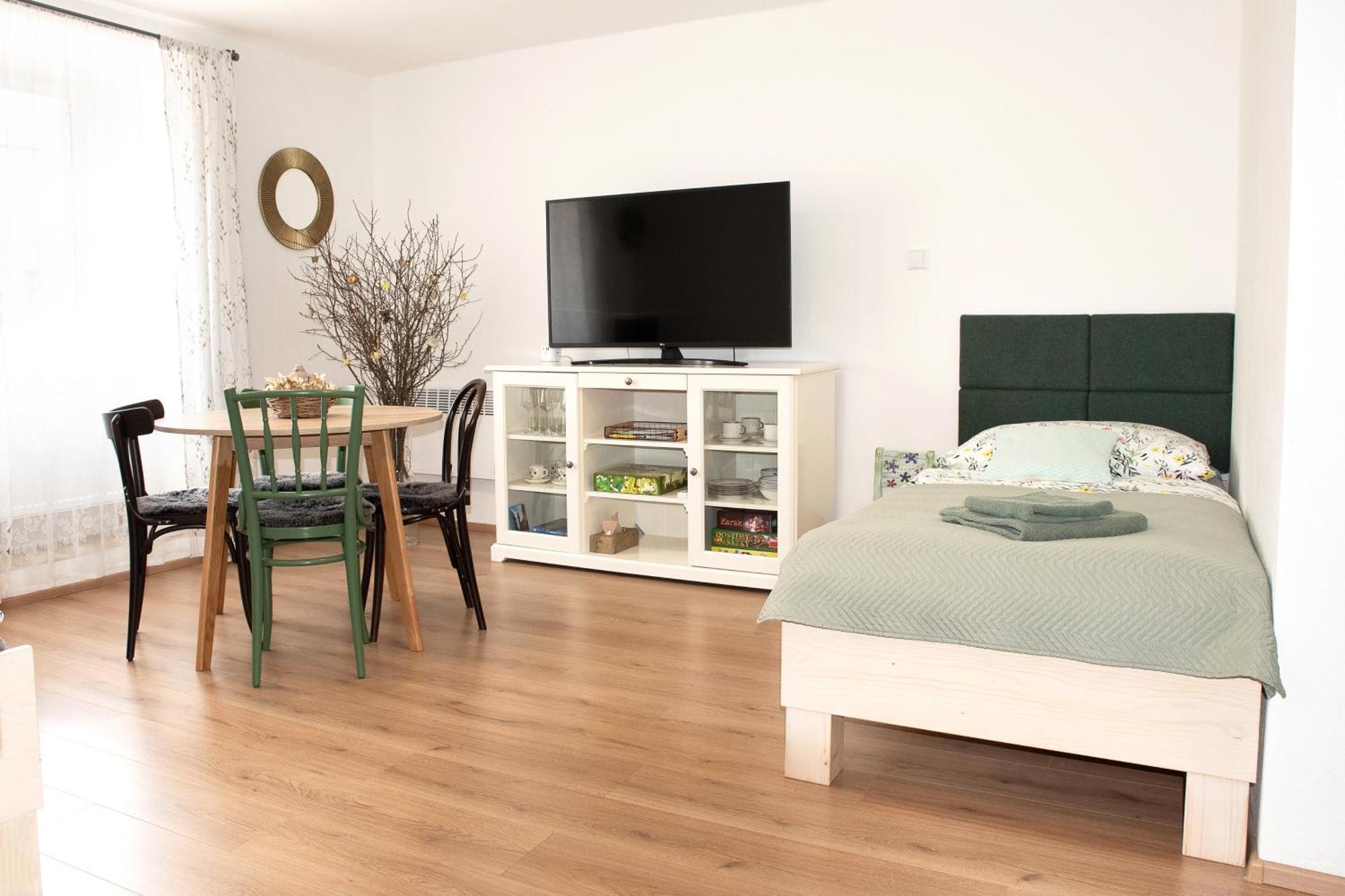 Apartman Mloci Udoli • Podyji ซนอยโม ภายนอก รูปภาพ