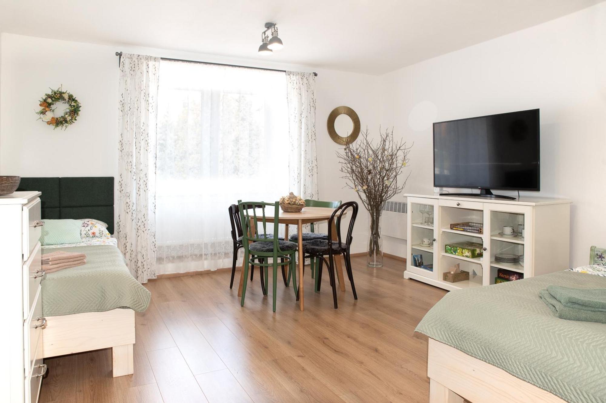 Apartman Mloci Udoli • Podyji ซนอยโม ภายนอก รูปภาพ